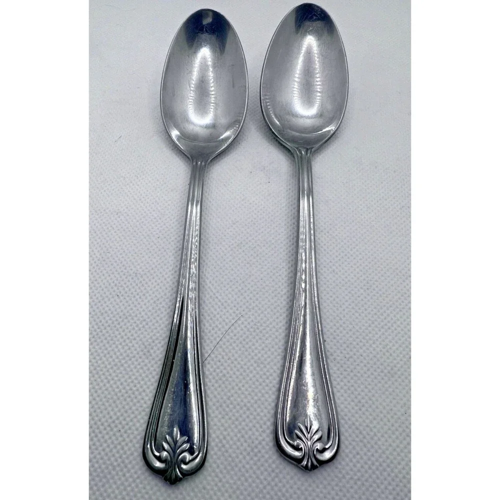 2 Lenox Stainless BUTLER'S GOURMET  Teaspoons 18/8 Flatware China 7 1/4